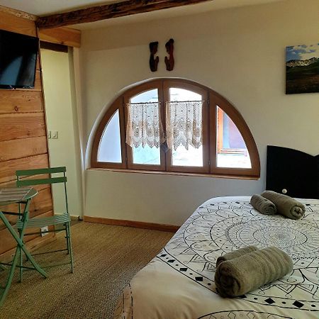 La Maison Basse Saint-Dalmas-le-Selvage Стая снимка